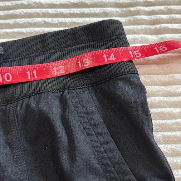 The North Face Black Cropped Lightweight Pants Joggers Small - Picture 7 of 15
